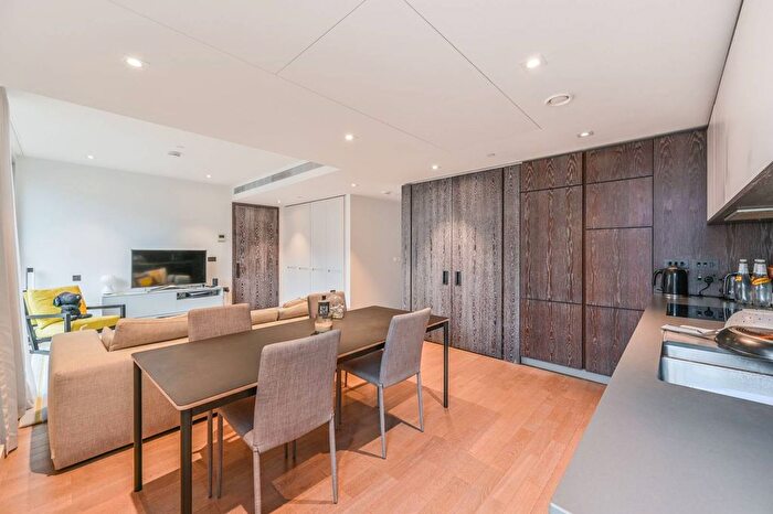 2 Bedroom Flat To Rent In Aurora Gardens, Battersea Power Station, London, SW11