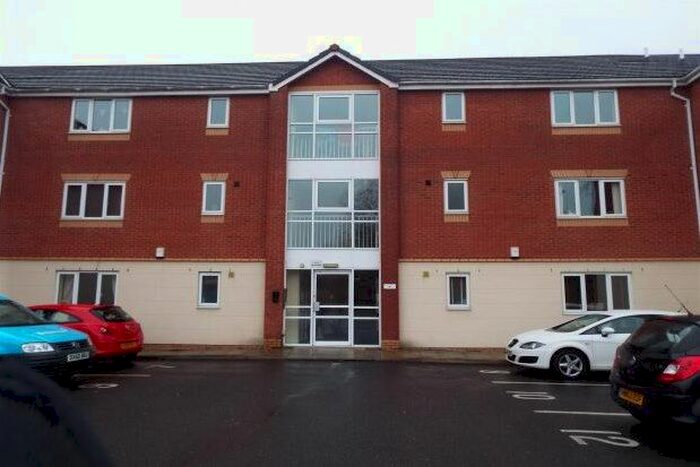 2 Bedroom Flat To Rent In Grange Avenue, Warrington, WA4