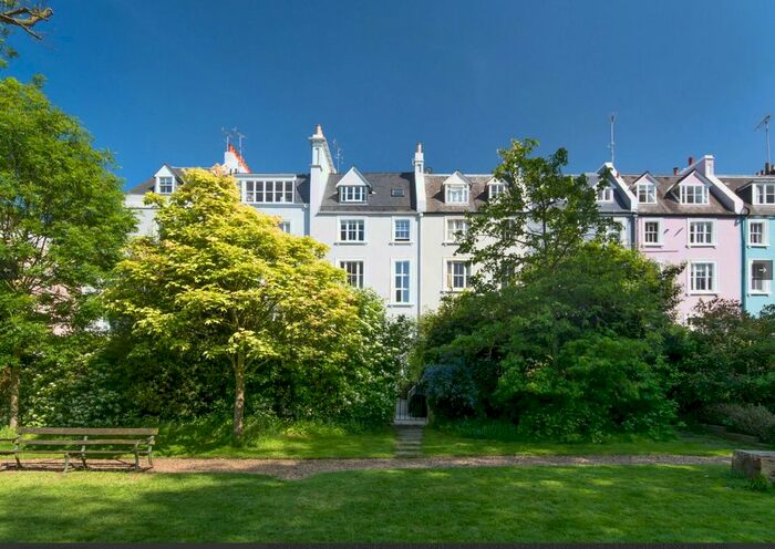 1 Bedroom Flat To Rent In Elgin Crescent, Notting Hill, W11