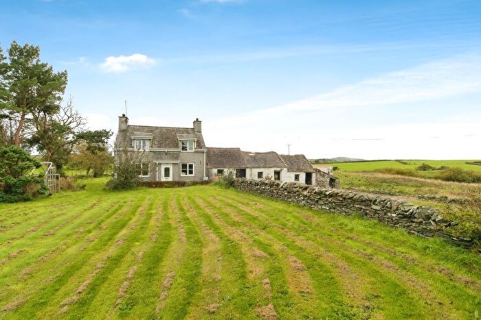 3 Bedroom Detached House For Sale In Bryniau Duon, Llanfechell, Amlwch, LL68