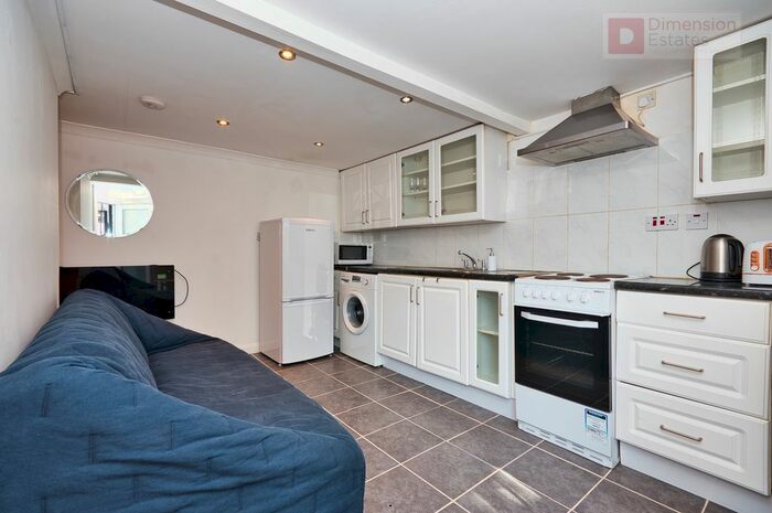 Studio To Rent In Gunton Road, Upper Clapton, Hackney, London, E5