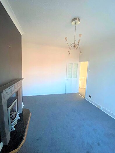 2 Bedroom Flat To Rent In Glebe Terrace, Gateshead, NE11