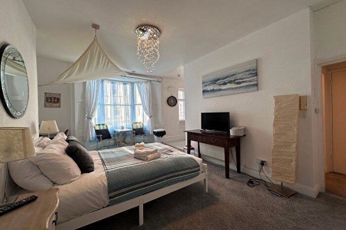 Studio To Rent In Charlotte Street, Brighton, BN2