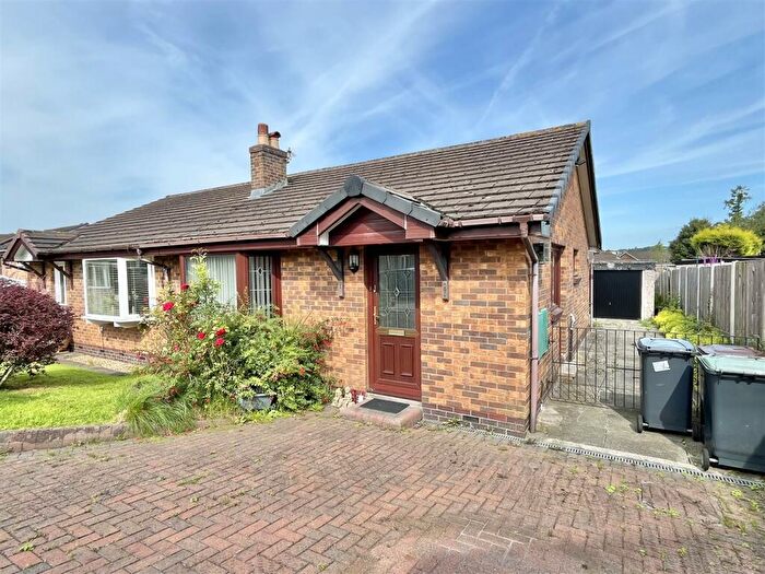 2 Bedroom Semi-Detached Bungalow For Sale In Wiltshire Drive, Glossop, SK13