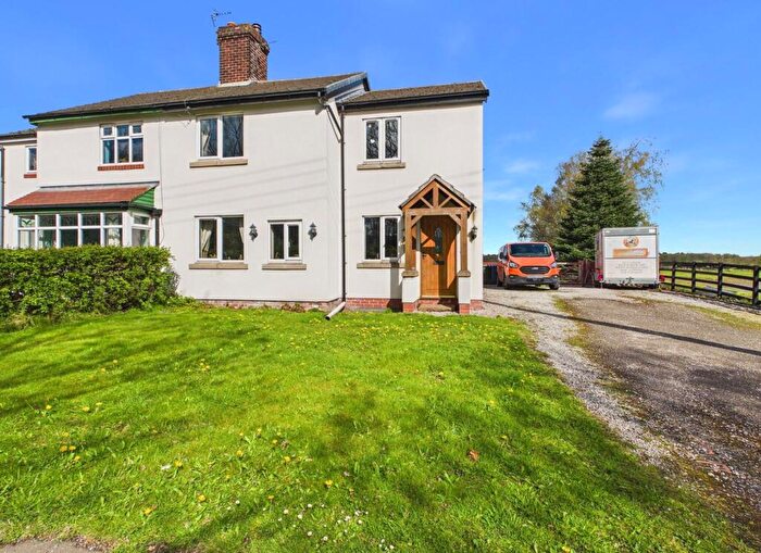 4 Bedroom Semi Detached House For Sale In Vale Lane, Lathom, L40