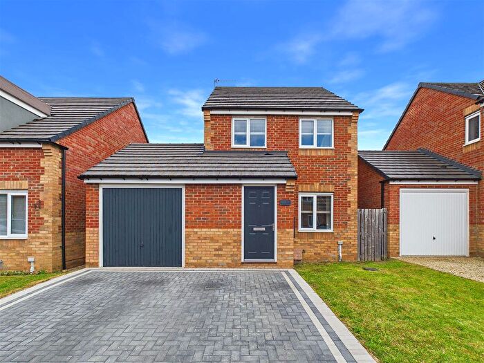3 Bedroom Detached House For Sale In Mount Grace Drive, Middlesbrough, TS3