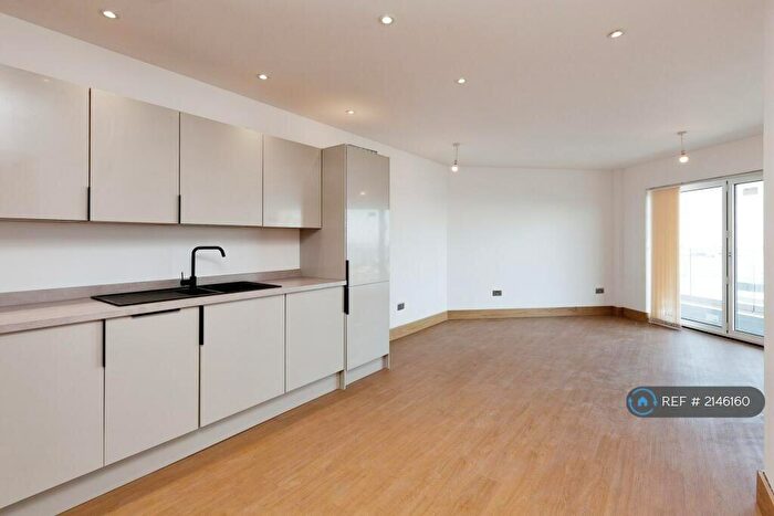 1 Bedroom Flat To Rent In Estuary View Apartments, Northfleet, DA11