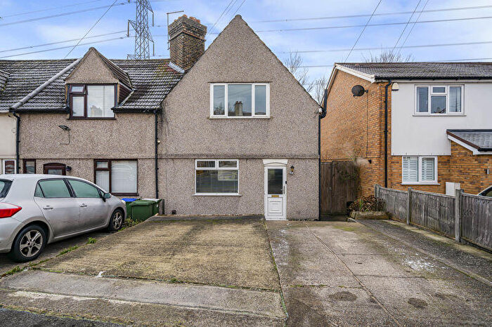 2 Bedroom End Of Terrace House For Sale In Crayford Way, Dartford, DA1