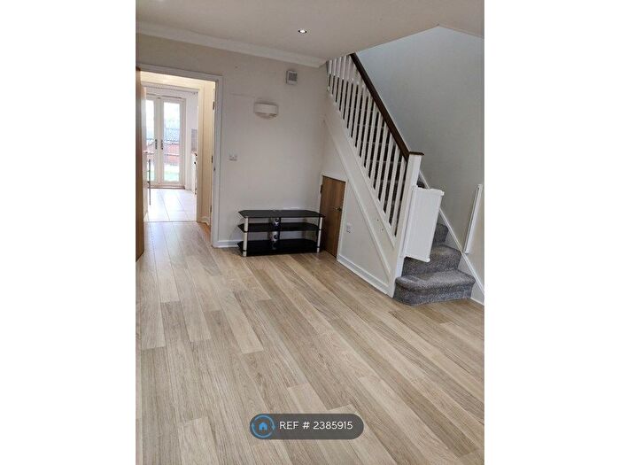 2 Bedroom Terraced House To Rent In Pearing Close, Worcester Park, KT4