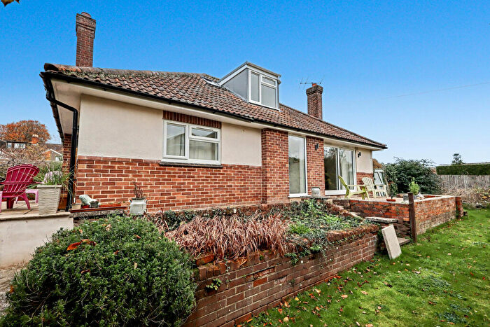 5 Bedroom Bungalow For Sale In Just Off Bath Road, Wells, BA5
