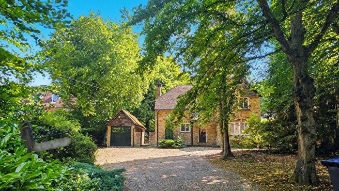 3 Bedroom Detached House For Sale In Burgess Wood Road South, Beaconsfield, Buckinghamshire, HP9