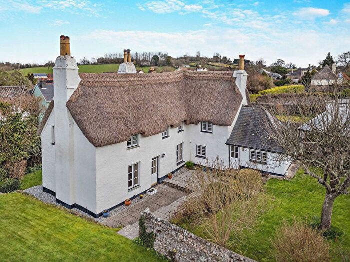 5 Bedroom Cottage For Sale In East Street, Ipplepen, TQ12