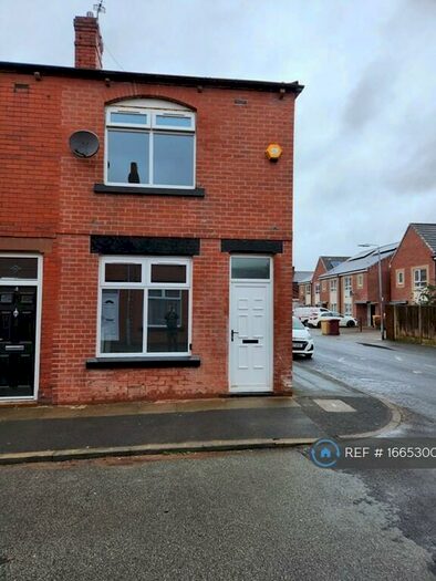 2 Bedroom End Of Terrace House To Rent In Grace Street, Bolton, BL6