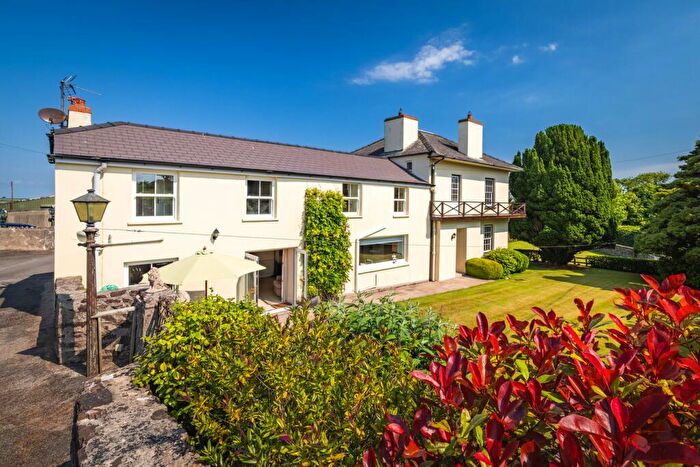 4 Bedroom Detached House For Sale In Nr Lamphey, Pembroke, SA71