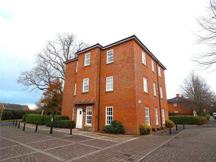 1 Bedroom Apartment To Rent In Bickleigh House, Knowle Avenue, Fareham, Hampshire, PO17