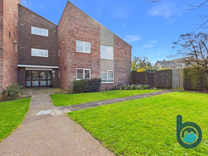 2 Bedroom Flat To Rent In Stoneleigh Court, Longthorpe, Peterborough, PE3