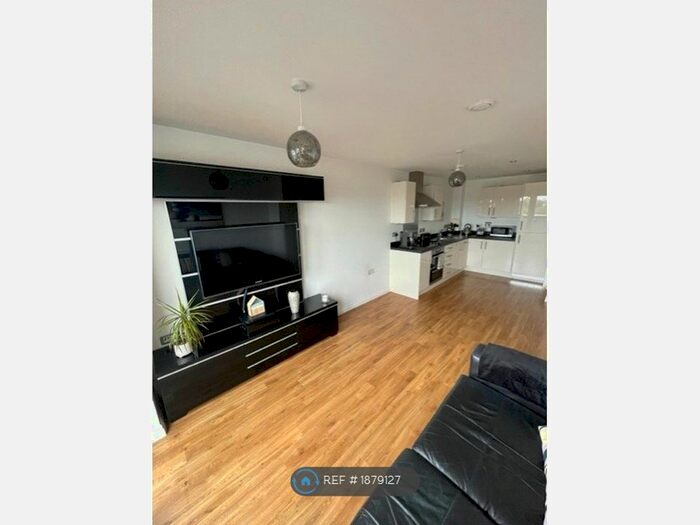 1 Bedroom Flat To Rent In Iconia House, Bromley, BR2