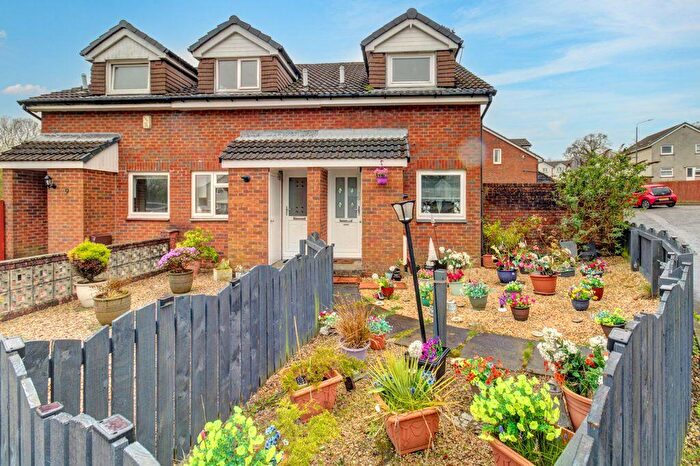 1 Bedroom Terraced House For Sale In Hawthorn Way, Dumbarton, G82