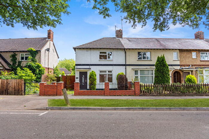 2 Bedroom End Of Terrace House For Sale In Oak Road, Kettering, NN15