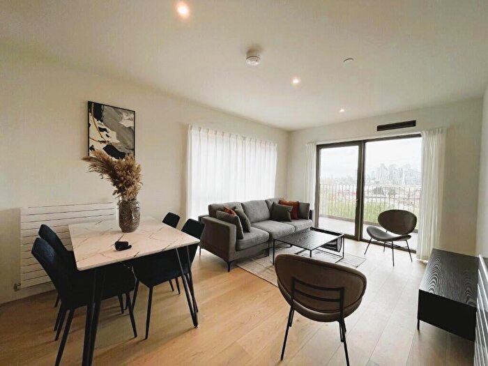 2 Bedroom Apartment To Rent In Royal Crest Avenue, E16