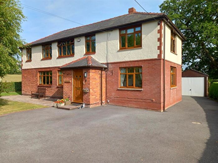 4 Bedroom Detached House For Sale In Tremeirchion, St. Asaph, LL17
