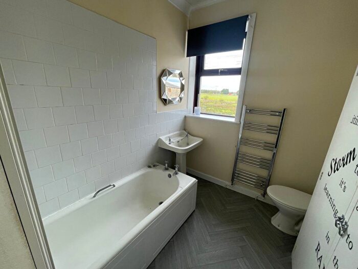 2 Bedroom Cottage To Rent In New Lane, Oswaldtwistle, Accrington, BB5
