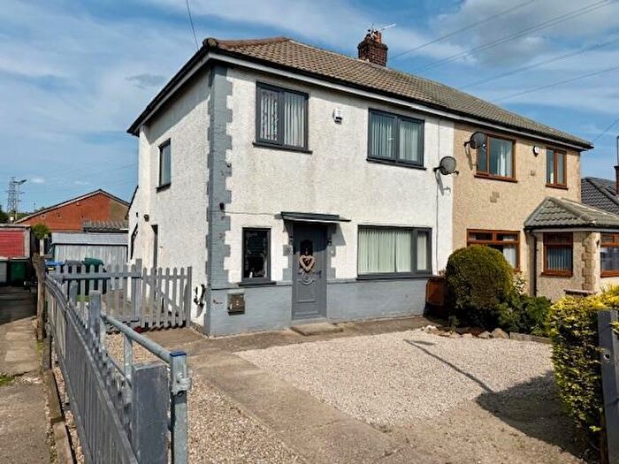 3 Bedroom Semi-Detached House For Sale In Kingsway, Wrose, Bradford, BD2