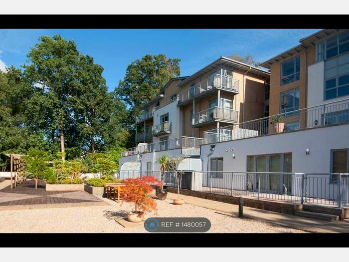 2 Bedroom Flat To Rent In Gloucester Place, Tunbridge Wells, TN2