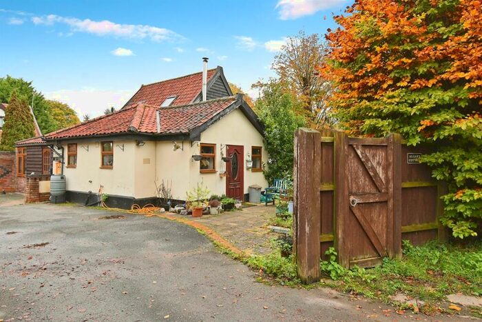 5 Bedroom Character Property For Sale In Walcot Green, Diss, IP22