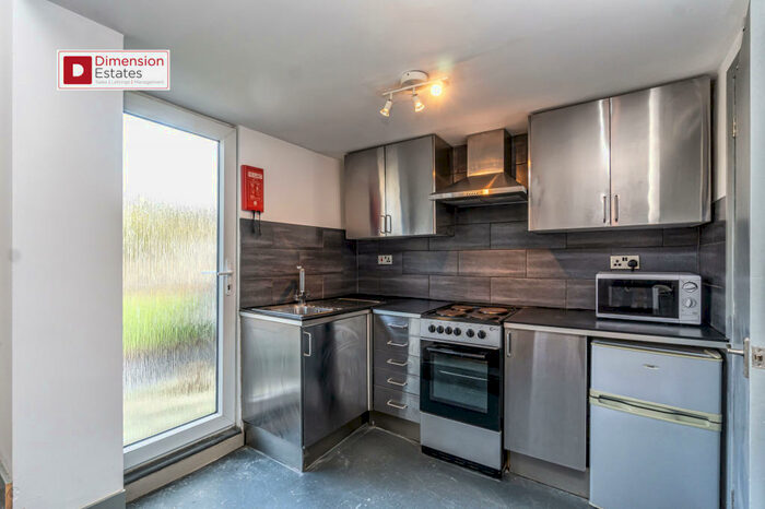 Studio To Rent In Upper Clapton Road, Upper Clapton, Hackney, E5 - Photo 2