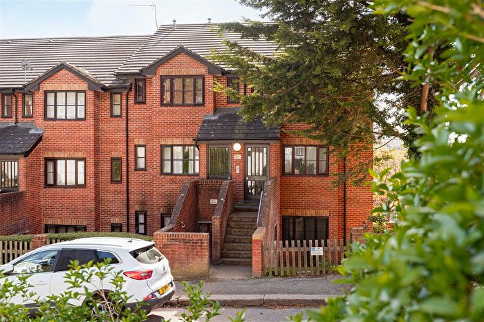 2 Bedroom Flat To Rent In Garlands Road, Redhill - Early Bird Listing, RH1