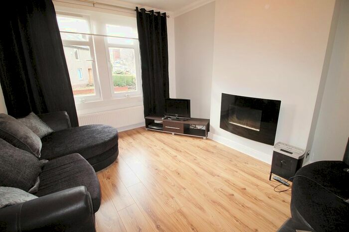 3 Bedroom Flat To Rent In Barnes Avenue, Dundee, DD4