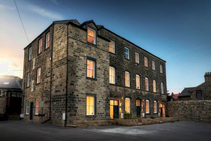 2 Bedroom Flat To Rent In The Granary, Low Green, Rawdon, Leeds, LS19