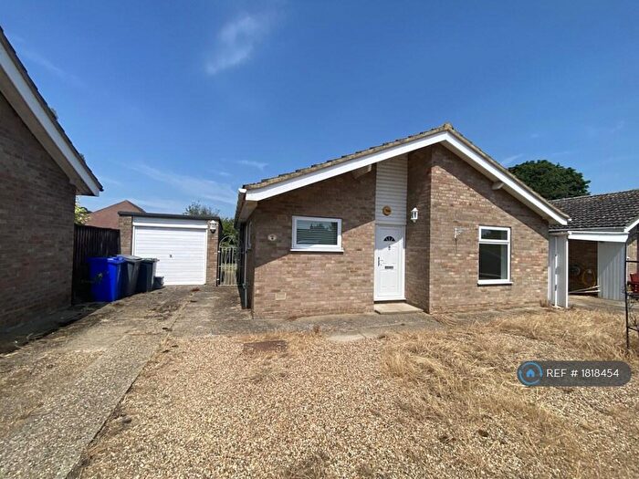 2 Bedroom Bungalow To Rent In Paddock Way, Bury St Edmunds, IP31