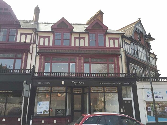 2 Bedroom Apartment To Rent In Royal Buildings, Penarth, CF64