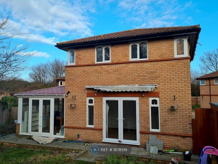 3 Bedroom Detached House To Rent In Silicon Court, Shenley Lodge, Milton Keynes, MK5