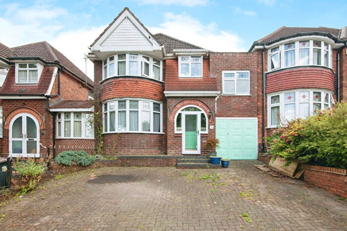 4 Bedroom Link Detached House For Sale In Edenhall Road, Quinton, Birmingham, B32