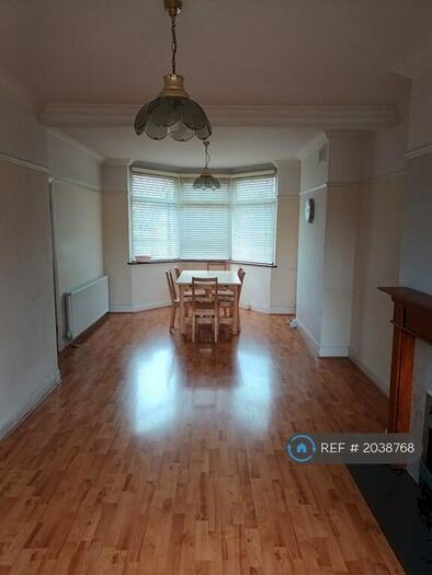 3 Bedroom Terraced House To Rent In Camrose Avenue, Edgware, HA8