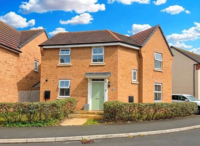 3 Bedroom Detached House For Sale In Aspinal Road, Moulton, Northampton, NN3