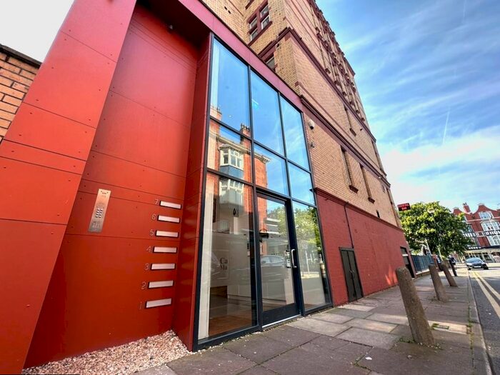 2 Bedroom Apartment To Rent In Lord Street, Southport, Merseyside, PR8