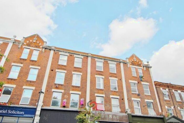 Studio To Rent In Holloway Road, Islington, London, N7