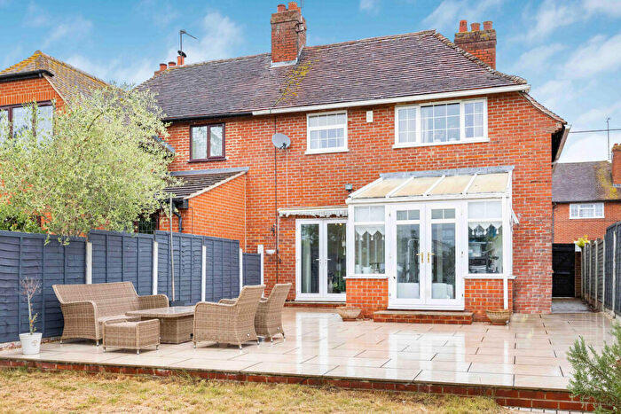 3 Bedroom Semi-Detached House For Sale In Kynaston Road, Didcot, OX11
