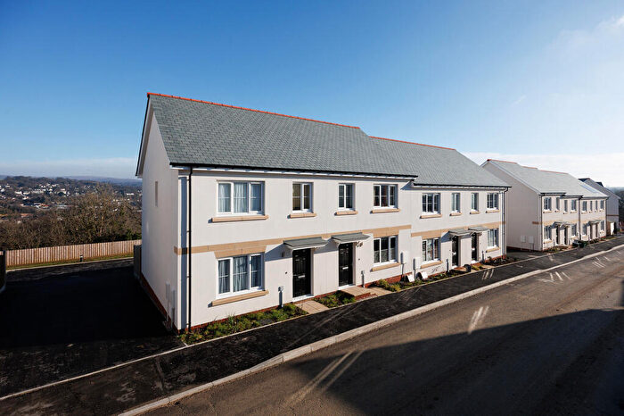 3 Bedroom Semi-Detached House For Sale In Callington Road Tavistock, PL19