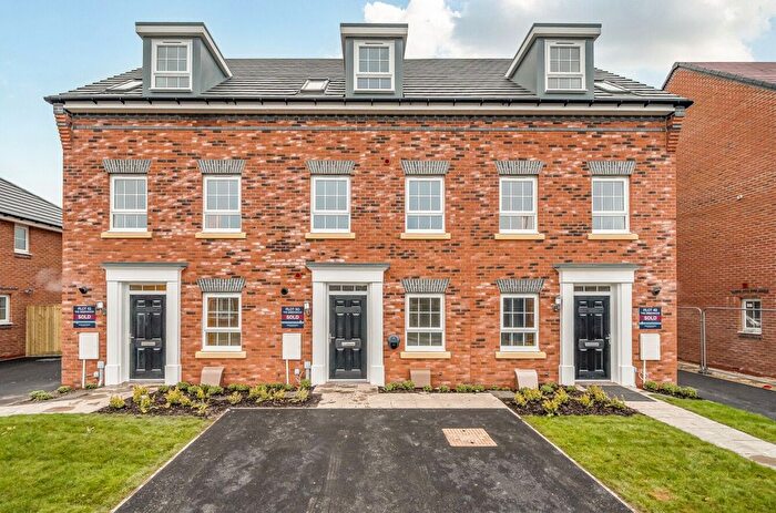 3 Bedroom End Of Terrace House To Rent In Alfred Cartwright Grove, Crewe, Cheshire, CW1