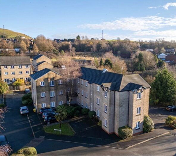 2 Bedroom Apartment For Sale In Langwood Court, Rossendale, BB4