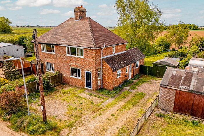 3 Bedroom Semi-Detached House For Sale In Keightley Road, Holbeach, Spalding, PE12
