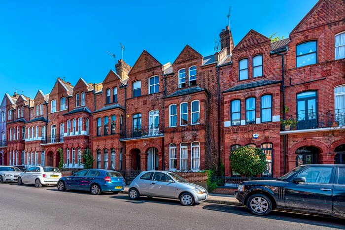 2 Bedroom Flat To Rent In Baalbec Road, London, N5