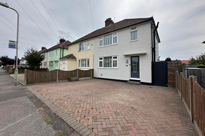 3 Bedroom Semi-Detached House For Sale In St Martins Road, Deal, CT14