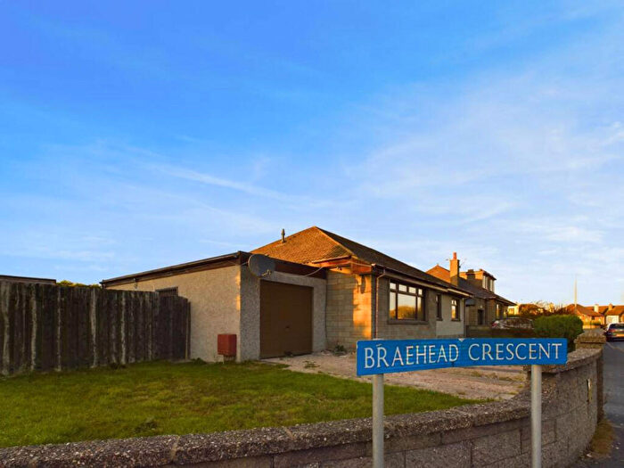 4 Bedroom Detached Bungalow For Sale In Braehead Crescent, Peterhead, AB42