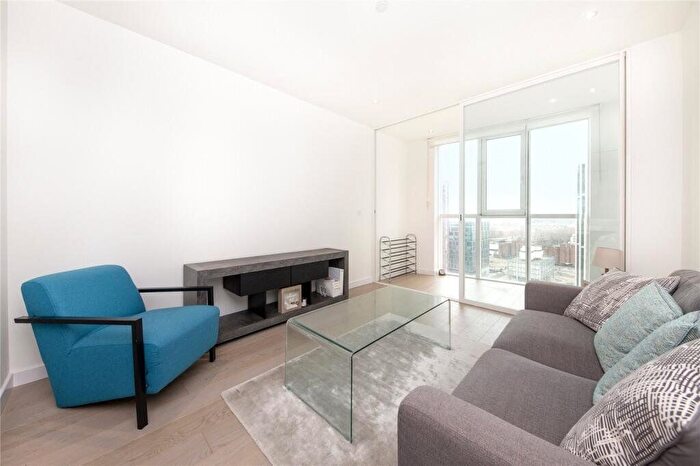 1 Bedroom Flat For Sale In Sky Gardens, Wandsworth Road, Nine Elms, London, SW8